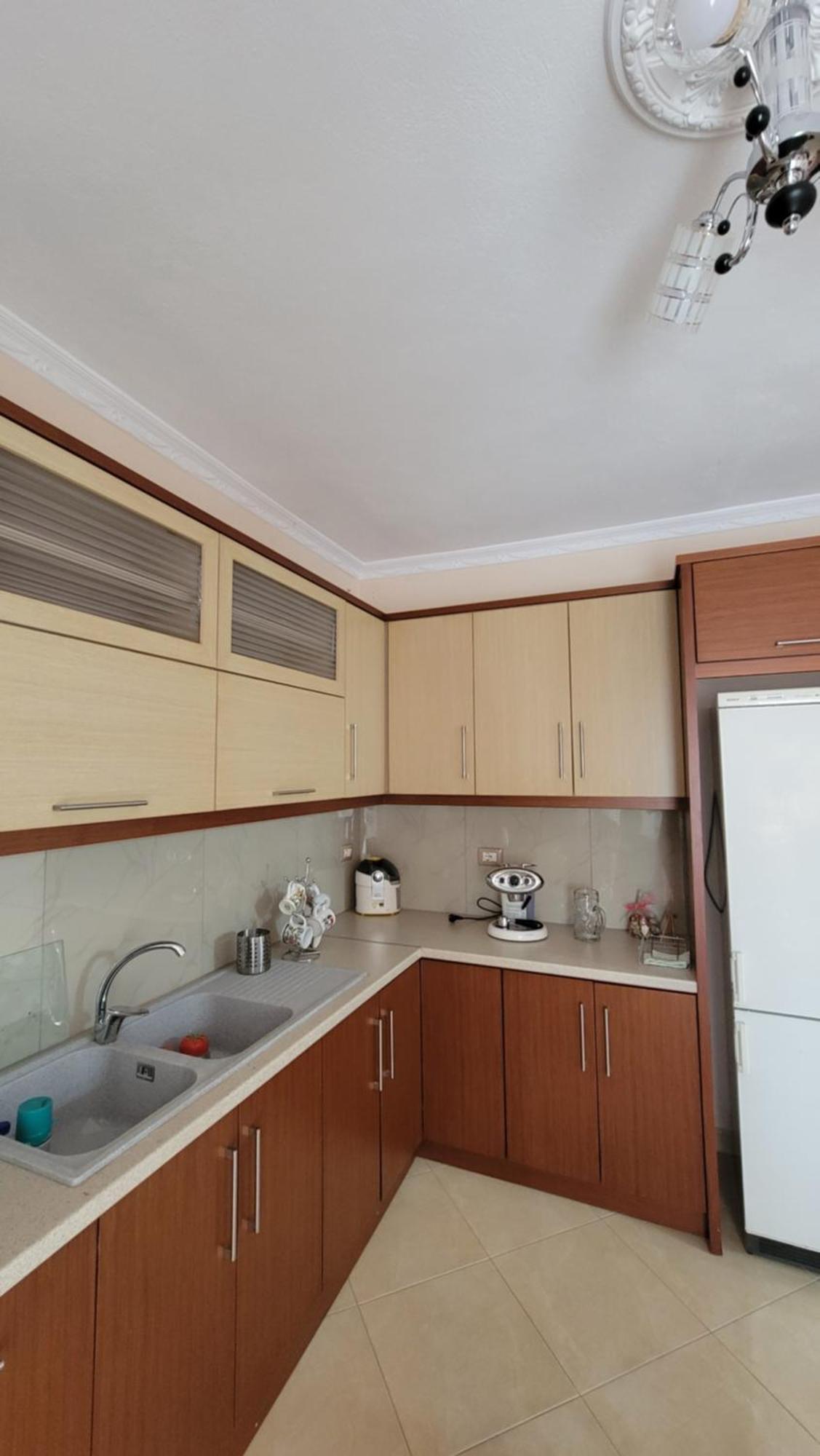 Apartment Hermes *